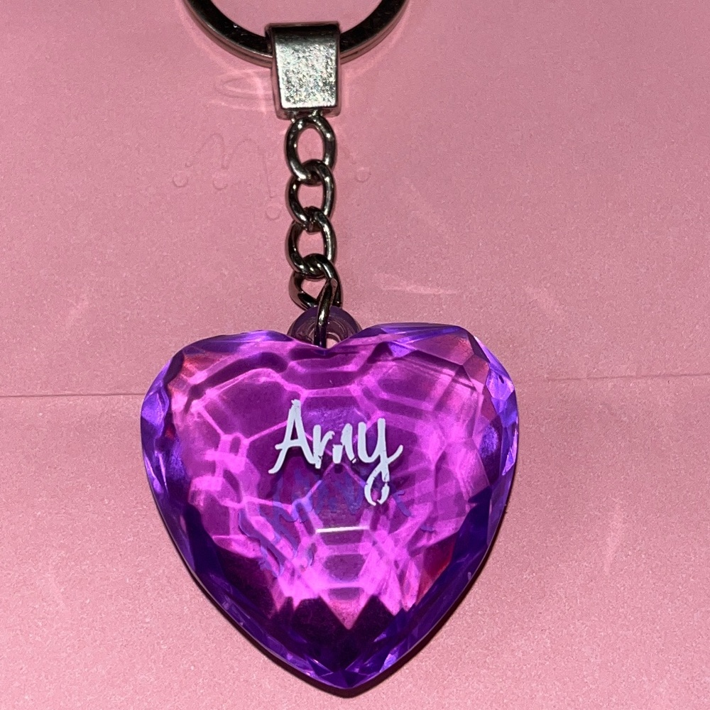 Very Worn Amy Keychain